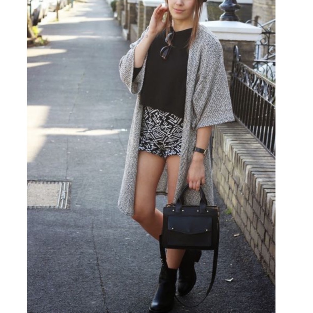 Billabong Tribal Aztec Print Knit Cotton Shorts -M - Picture 8 of 10